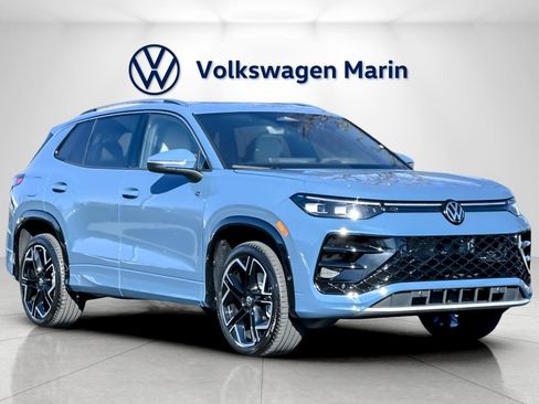 New 2026 Volkswagen Tiguan SEL R-Line image 7