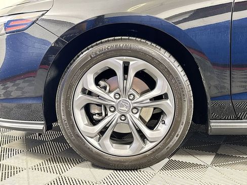 Used 2023 Honda Accord EX image 29