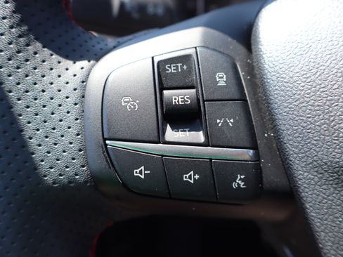Used 2024 Ford Escape ST-Line w/ Tech Pack #1 AWD/4WD image 16