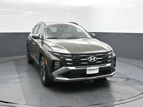 Used 2025 Hyundai Tucson SEL FWD image 17