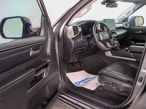 Used 2024 Toyota Tundra Limited AWD/4WD image 3