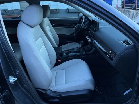 Used 2024 Honda Civic EX image 30