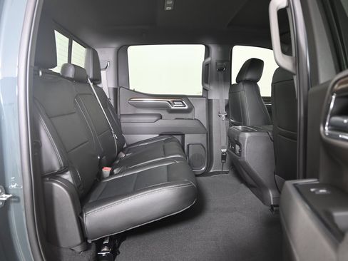 Used 2026 Chevrolet Silverado 1500 LT Trail Boss w/ Convenience Package II image 16