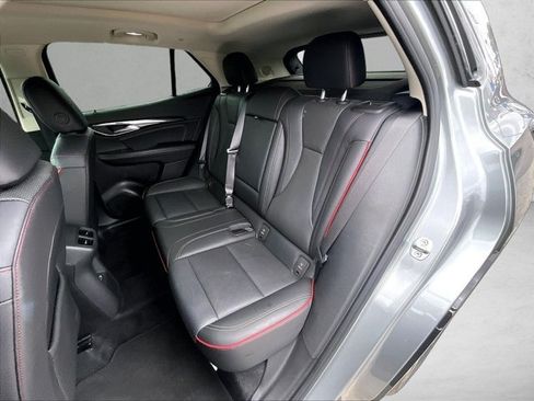 Used 2023 Buick Envision Essence w/ Sport Touring Package AWD/4WD image 28
