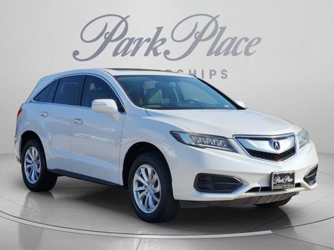 Used 2017 Acura RDX AWD w/ Technology Package image 4
