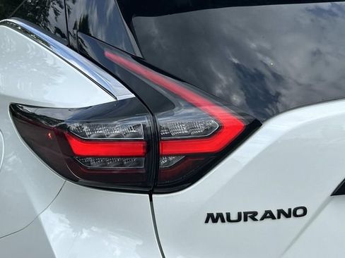Used 2023 Nissan Murano SV w/ SV Midnight Edition Package AWD/4WD image 11