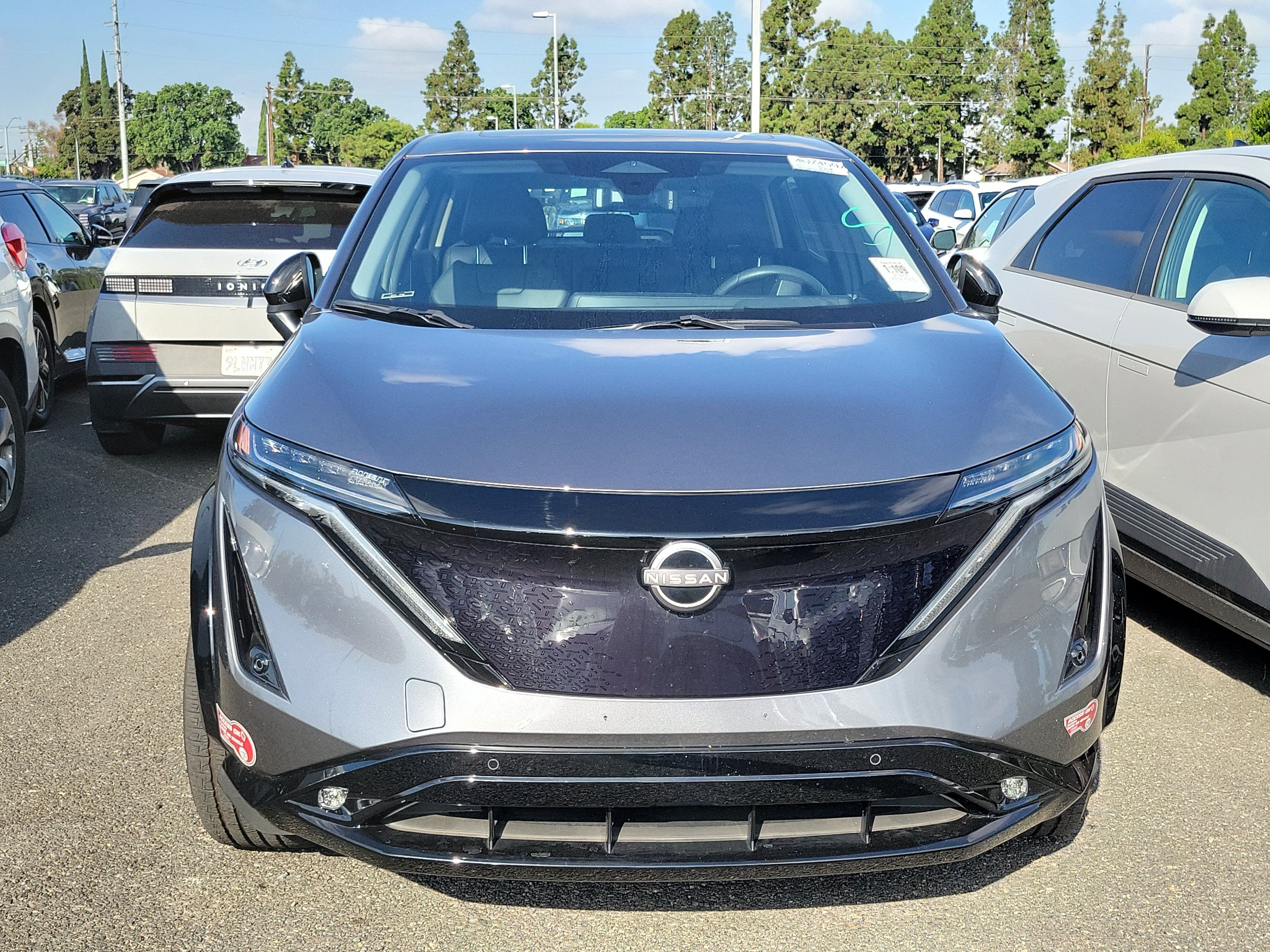 Used 2024 Nissan Ariya FWD image 2