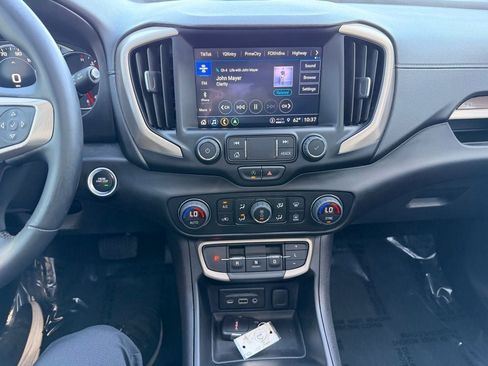 Used 2023 GMC Terrain Denali AWD/4WD image 19