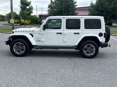 Used 2021 Jeep Wrangler Unlimited Sahara w/ Uconnect 4C Nav & Sound Group AWD/4WD image 5
