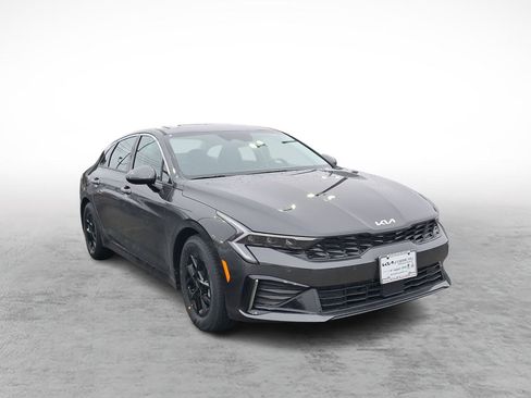 New 2026 Kia K5 LXS image 3