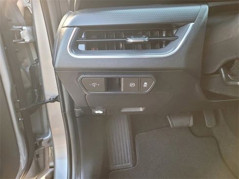 Used 2025 Kia K4 GT-Line image 22