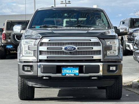 Used 2015 Ford F150 Platinum w/ Equipment Group 701A Luxury image 10