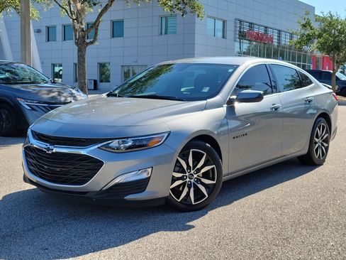 Used 2023 Chevrolet Malibu RS FWD image 32