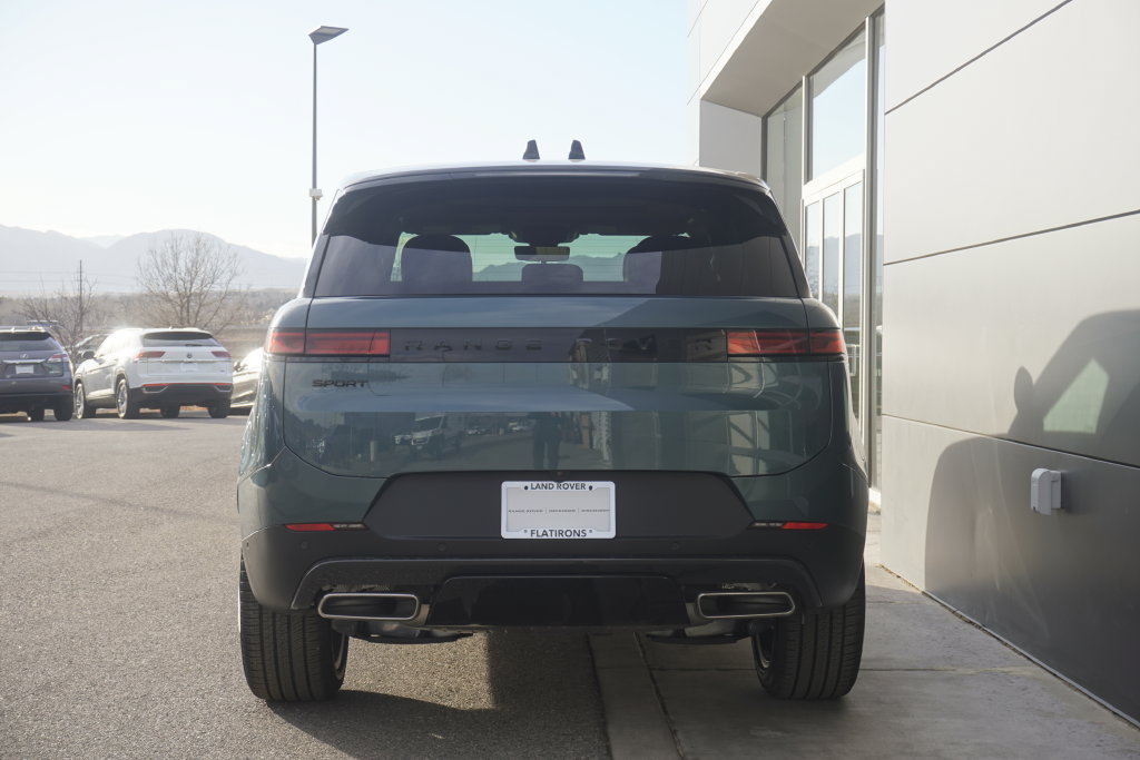 New 2026 Land Rover Range Rover Sport SE AWD/4WD image 6