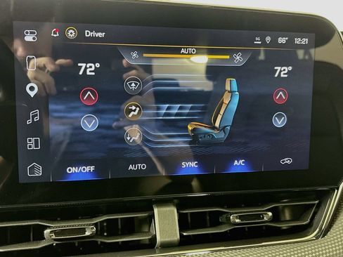 Used 2026 Chevrolet Equinox RS w/ Safety and Technology Package AWD/4WD image 18