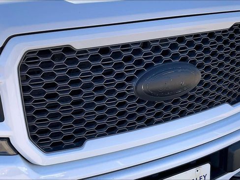 Used 2019 Ford F150 Lariat w/ Equipment Group 502A Luxury image 29