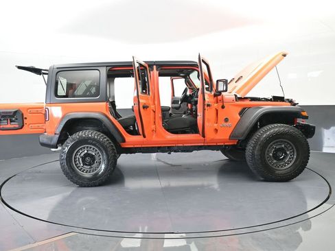 Used 2018 Jeep Wrangler Unlimited Sport S image 71