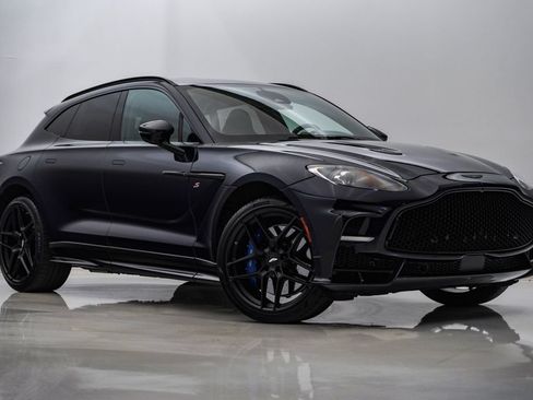 Used 2026 Aston Martin DBX 707 AWD/4WD image 1