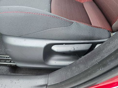 Used 2025 Toyota Corolla SE image 23