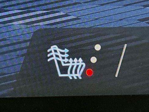 New 2026 Chevrolet Equinox EV LT image 19