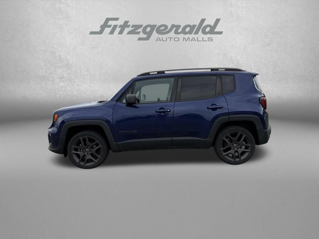 Used 2021 Jeep Renegade Latitude w/ Luxury Group II AWD/4WD image 16