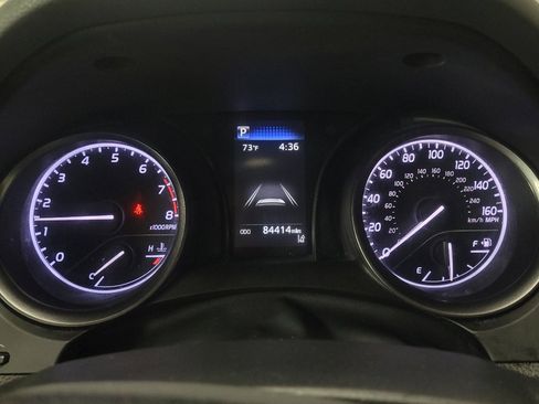 Used 2021 Toyota Camry SE FWD image 23