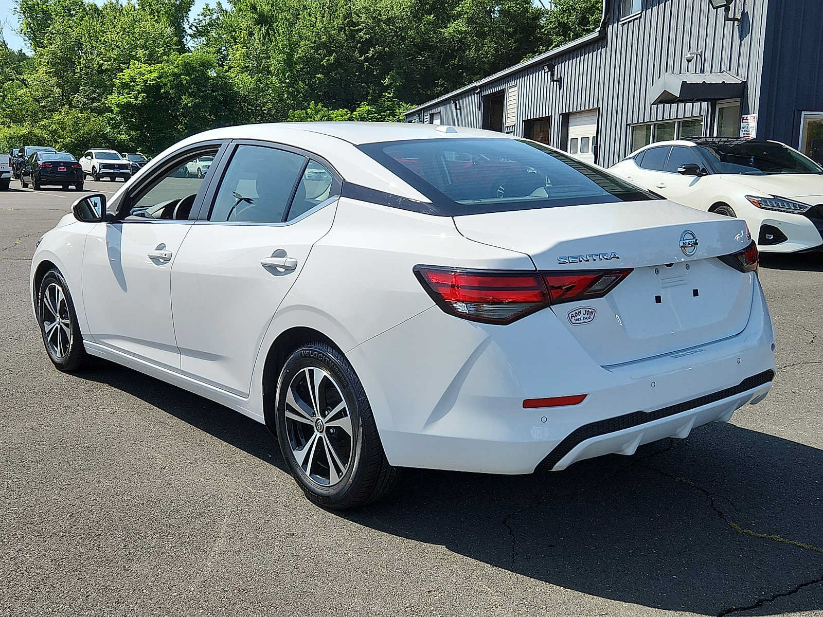Used 2023 Nissan Sentra SV FWD image 6