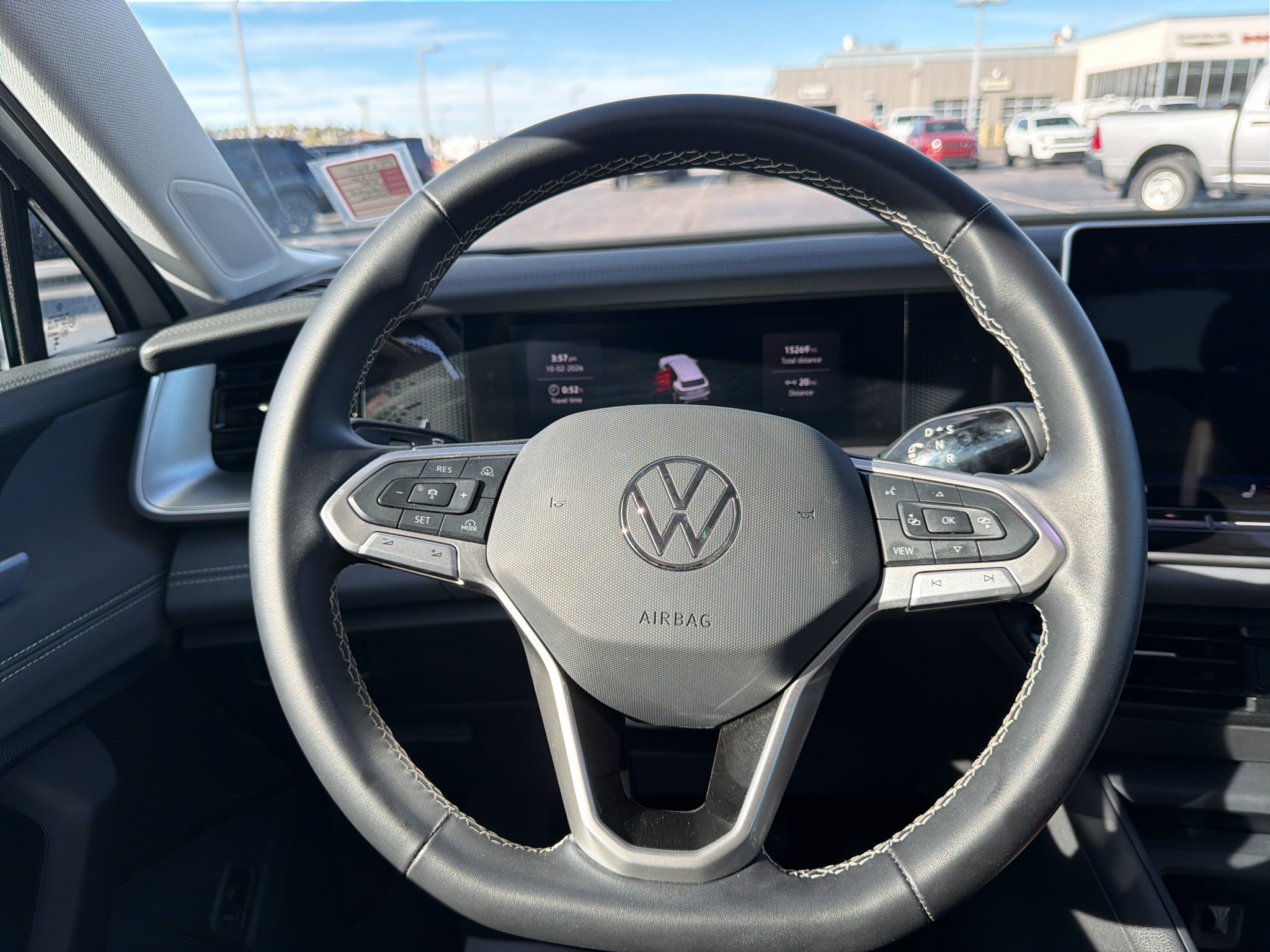 Used 2026 Volkswagen Tiguan SE AWD/4WD image 9