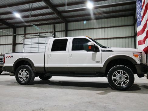 Used 2016 Ford F250 King Ranch w/ FX4 Off-Road Package image 14