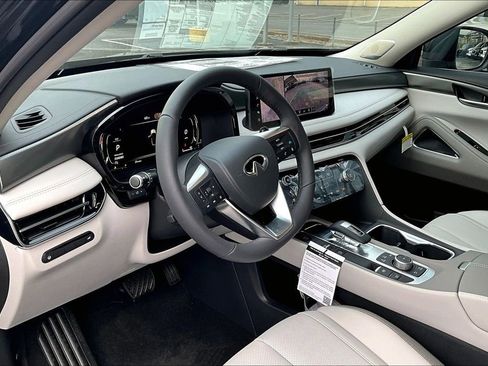 New 2026 INFINITI QX60 Luxe image 8