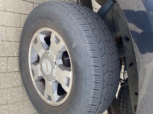 Used 2010 Ford F150 STX AWD/4WD image 16