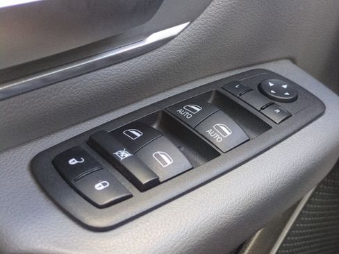 Used 2022 RAM 1500 Big Horn image 24