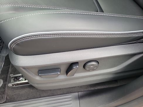 New 2026 INFINITI QX80 Luxe image 18