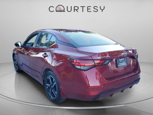 Used 2024 Nissan Sentra SV w/ Trunk Package image 2