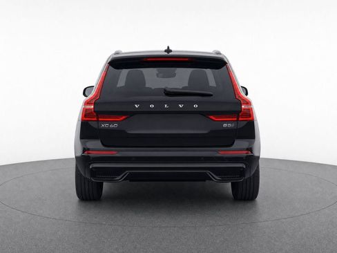 Certified 2024 Volvo XC60 B5 Plus w/ Protection Package Premier AWD/4WD image 7