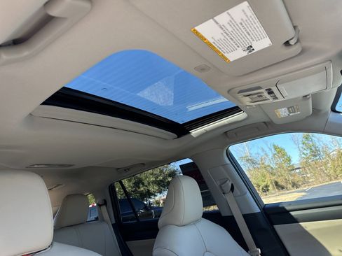 New 2025 Toyota Highlander XLE image 39