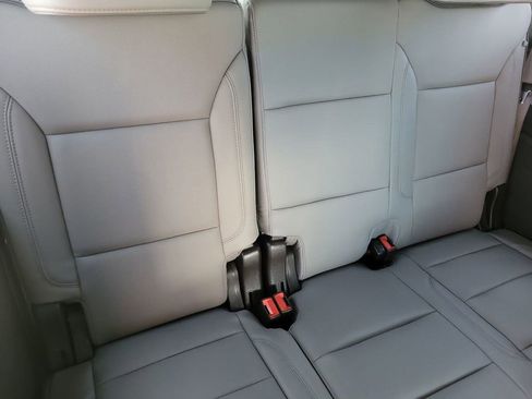 Used 2022 GMC Yukon SLT w/ SLT Luxury Package AWD/4WD image 33