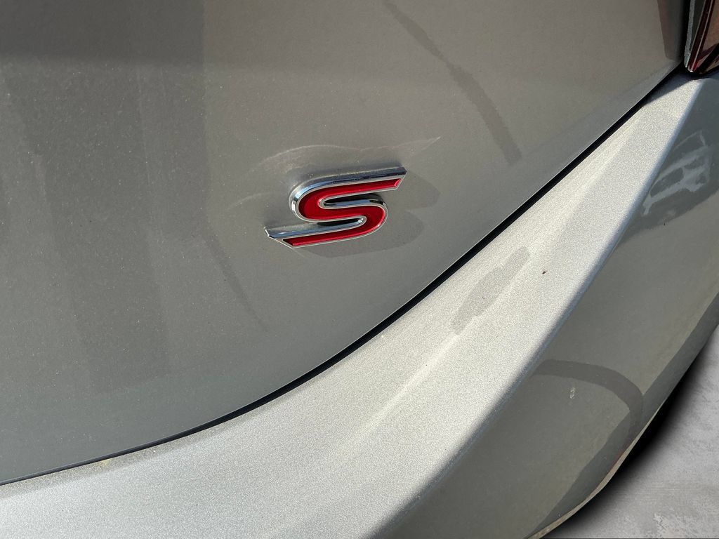 Used 2014 Toyota Corolla S FWD image 7