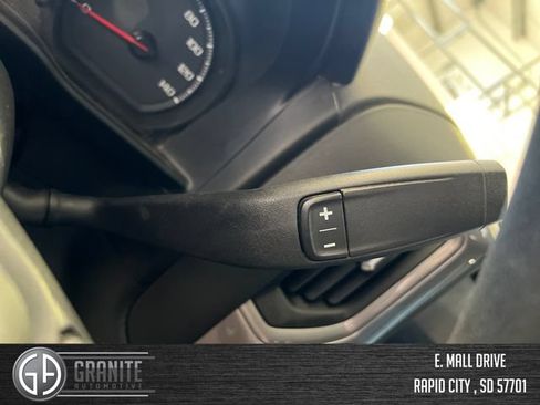 Used 2020 Chevrolet Silverado 1500 Custom Trail Boss w/ Custom Convenience Package AWD/4WD image 13