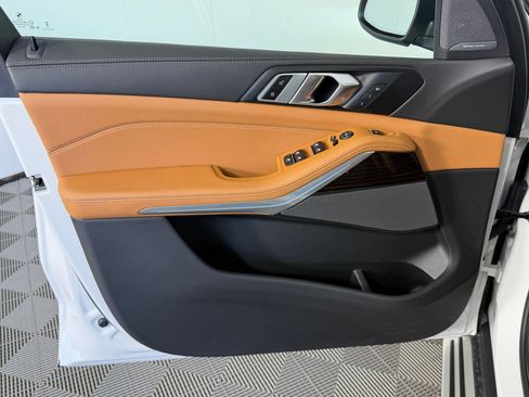 Certified 2024 BMW X5 sDrive40i w/ Premium Package image 12