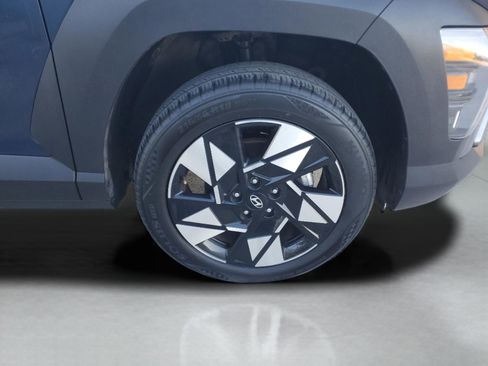 Used 2025 Hyundai Kona SEL image 7