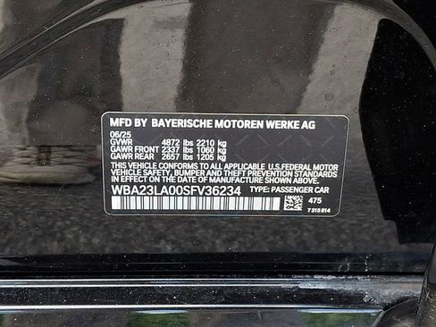 Used 2025 BMW 330i xDrive Sedan AWD/4WD image 32