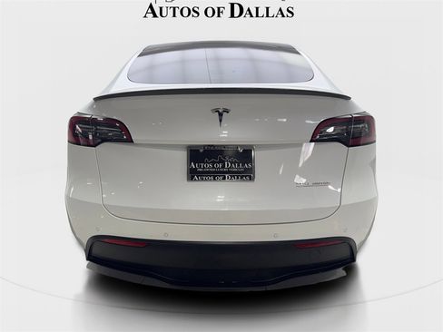 Used 2021 Tesla Model Y Performance image 7