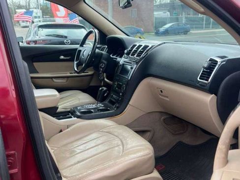 Used 2011 GMC Acadia Denali image 14