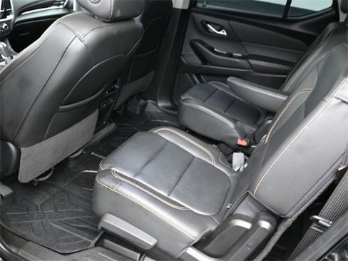 Used 2020 Chevrolet Traverse RS w/ LPO, Floor Liner Package image 12