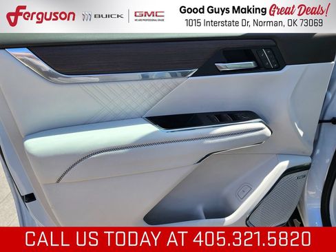 New 2026 GMC Acadia Denali w/ Super Cruise Package FWD image 13