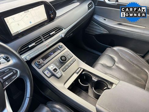 Used 2022 Hyundai Palisade Limited FWD image 25
