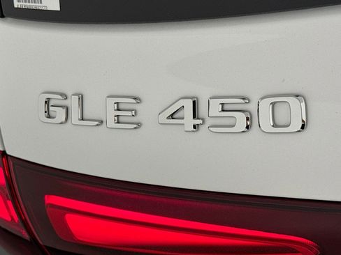 New 2026 Mercedes-Benz GLE 450 4MATIC image 8