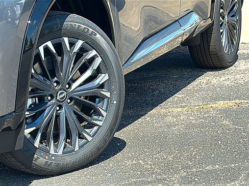 New 2026 Nissan Rogue Platinum w/ Tech Package image 3