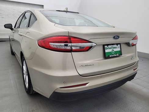 Used 2019 Ford Fusion SE FWD image 5